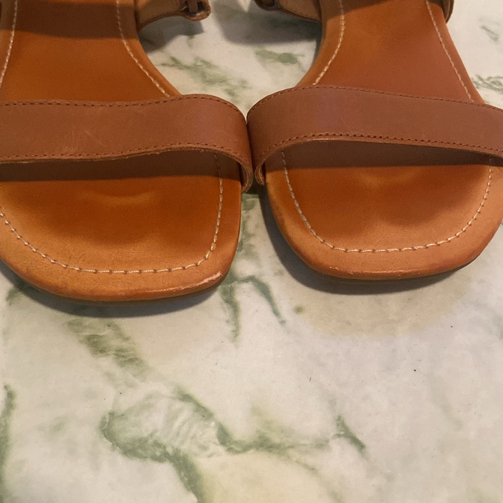 Ugg Sandals - Picture 5 of 5